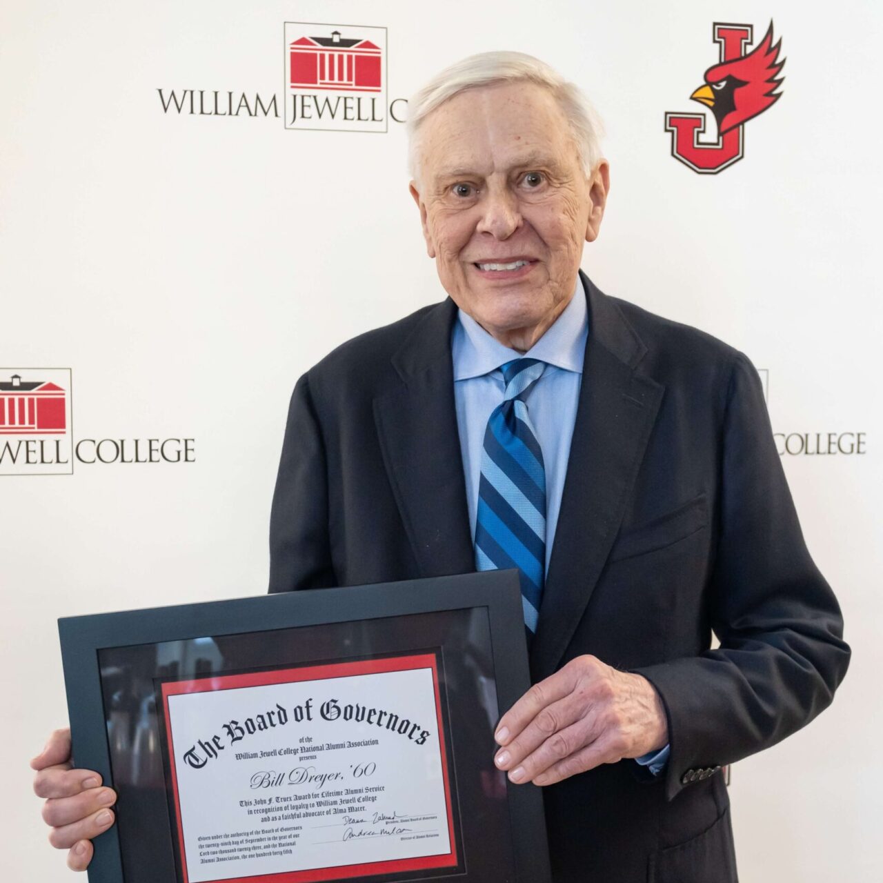 Bill Dreyer at William Jewell Event with Award
